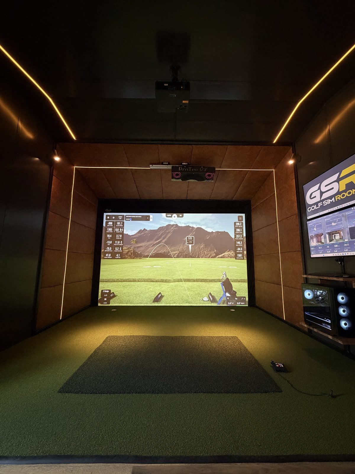 GSR wood-panelled sim room